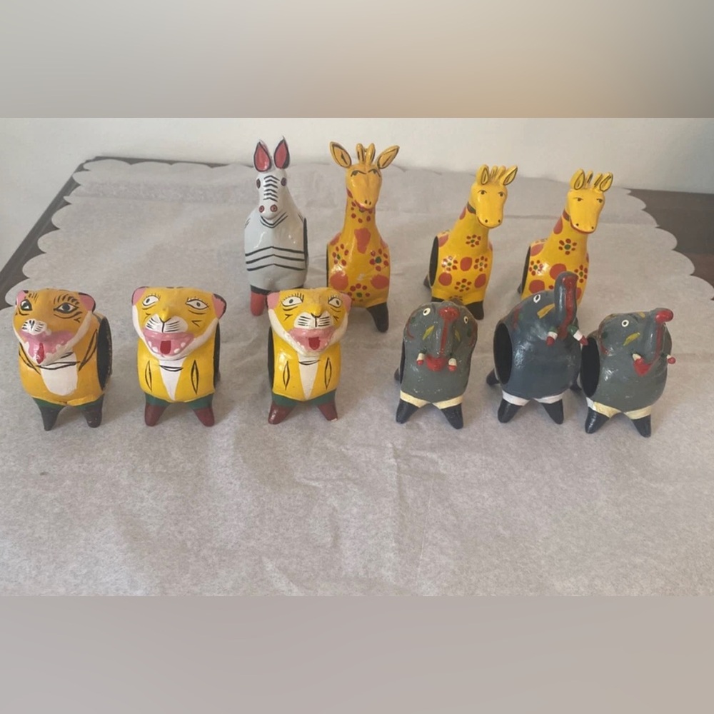 Vintage RARE & Colorful Hand Painted Safari Animal Napkin Rings - Lot Of 10
